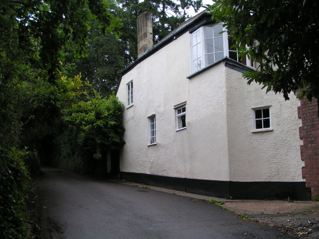 File:Briars Cottage, Balls Farm Road - geograph.org.uk - 1432645.jpg