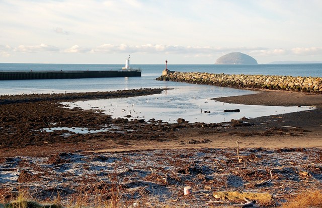 File:By The North Breakwater - geograph.org.uk - 1068562.jpg