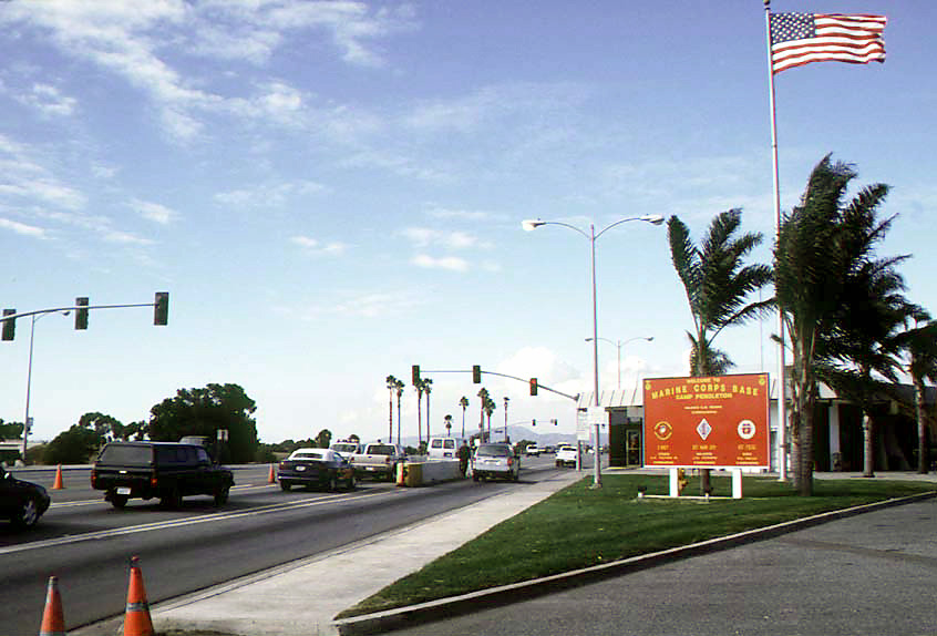 Camp Pendleton front gate.jpg