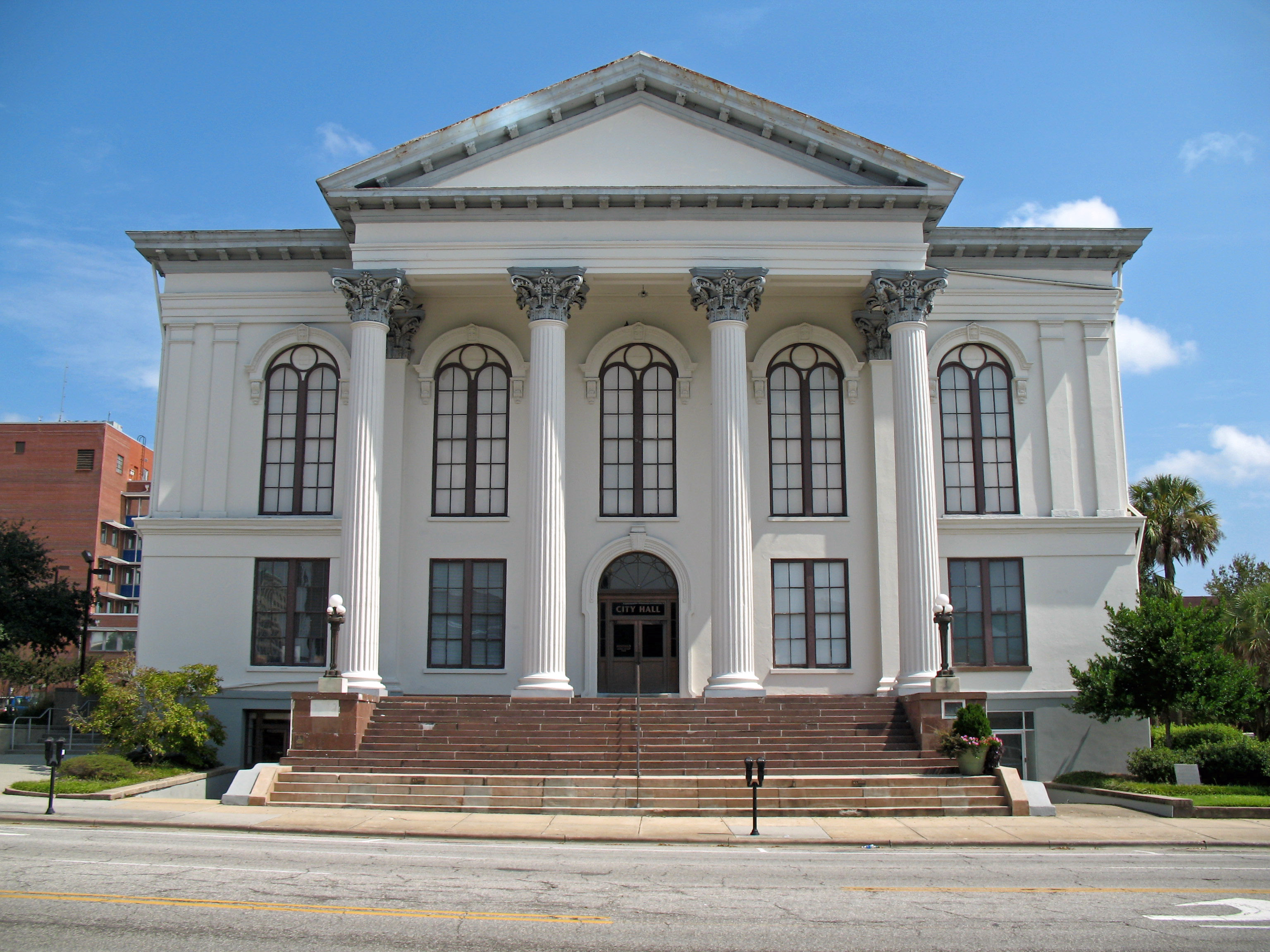 3 city hall. Мэрия США. Здание мэрии. Мэрия американского города. Муниципалитеты США.