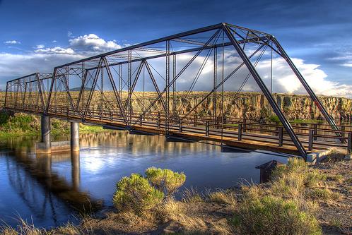 File:Costilla Crossing Bridge.jpg