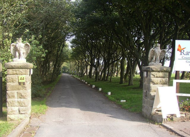 File:Entrance to the Raven Hall Country House Hotel, Stainton Dale - geograph.org.uk - 249380.jpg