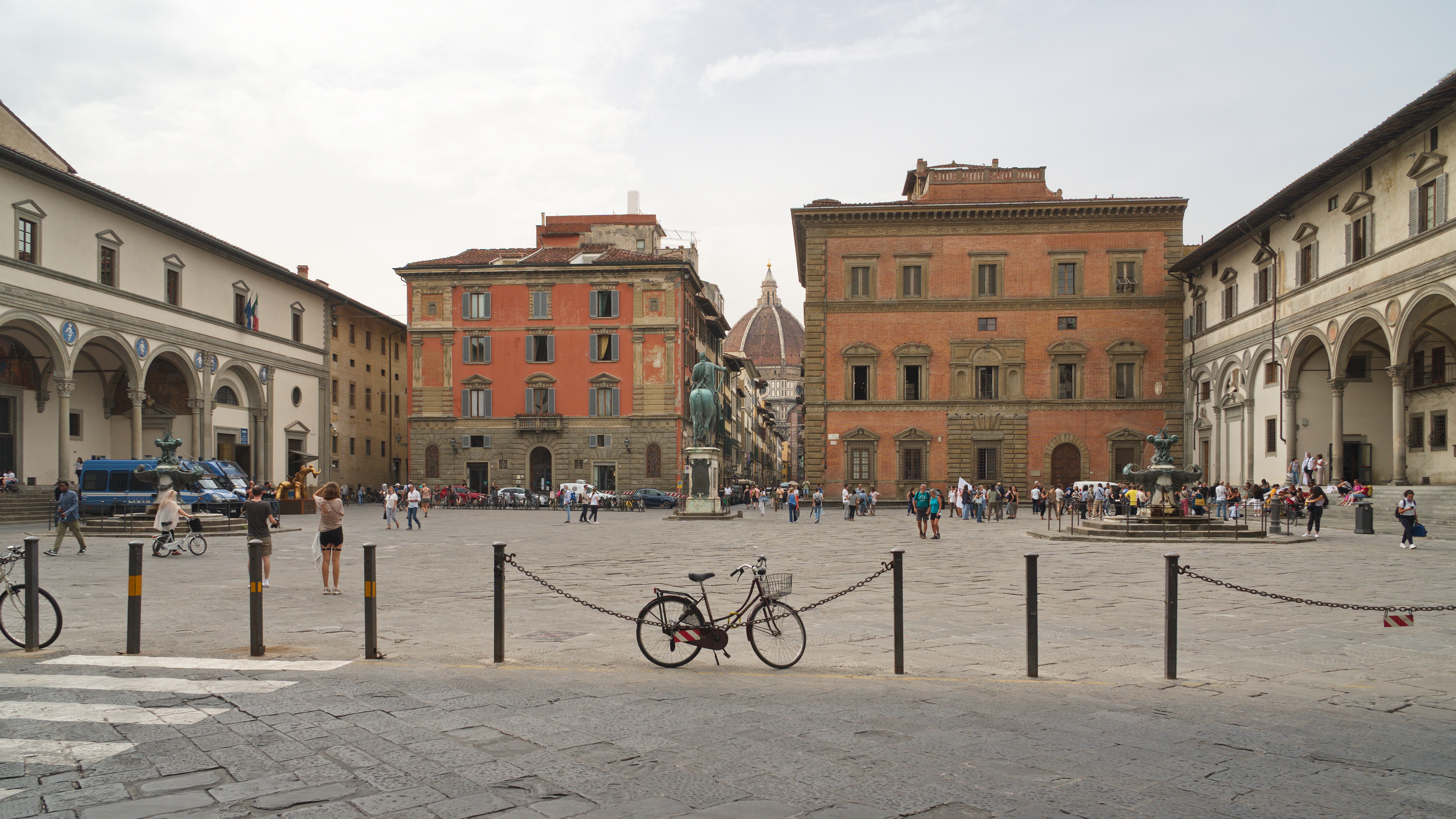 File Florence Piazza Santissima Annunziata sw view.jpg Wikipedia