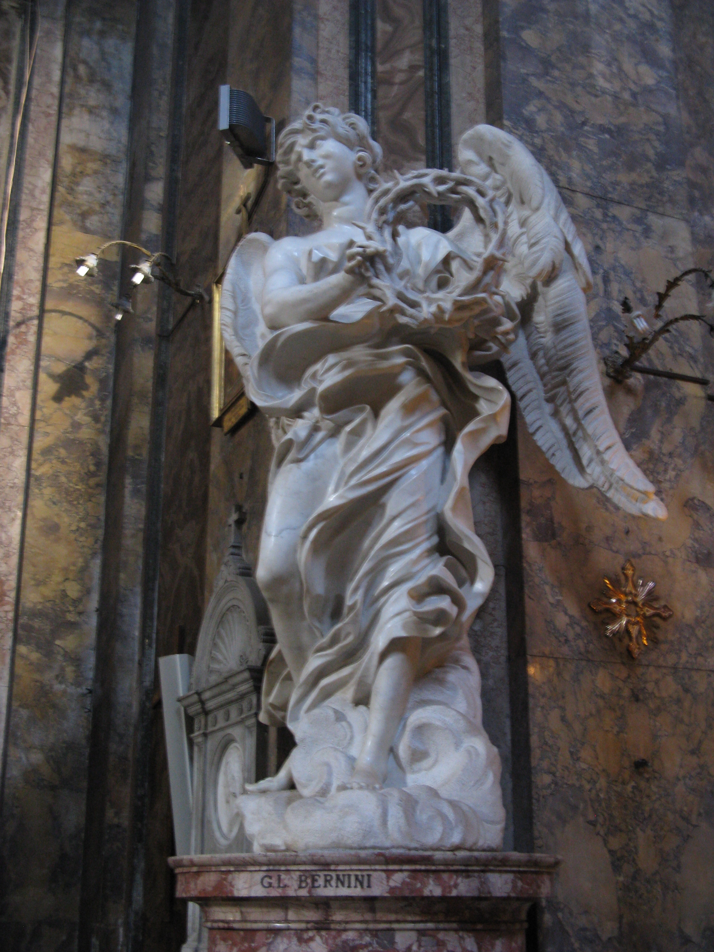 File:Giovanni Lorenzo Bernini-Angelo con la corona di spine-Sant Andrea  della Fratte.jpg - Wikimedia Commons