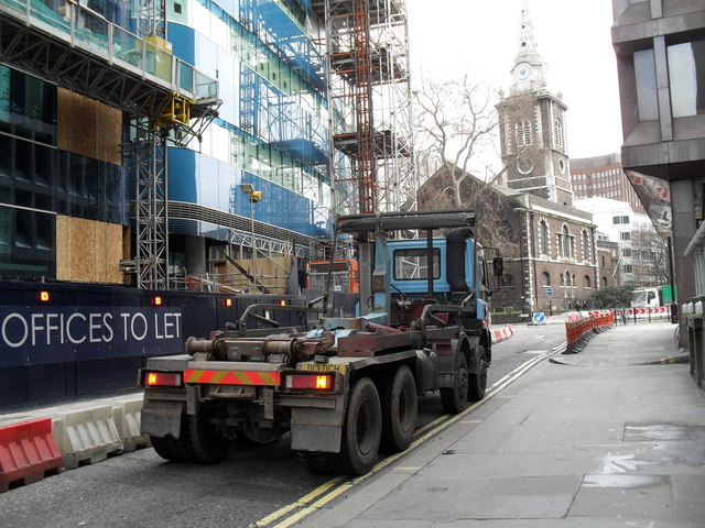 File:Lorry in Houndsditch - geograph.org.uk - 1835596.jpg