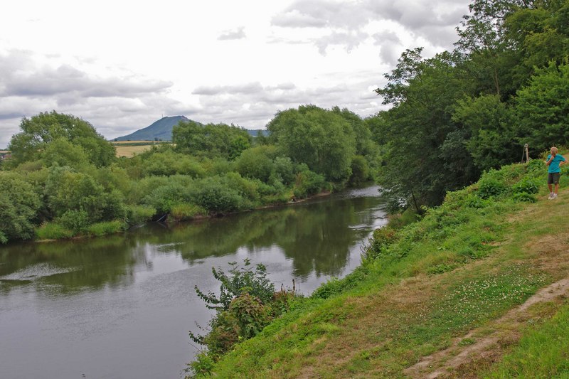 File:River Severn - geograph.org.uk - 1956141.jpg