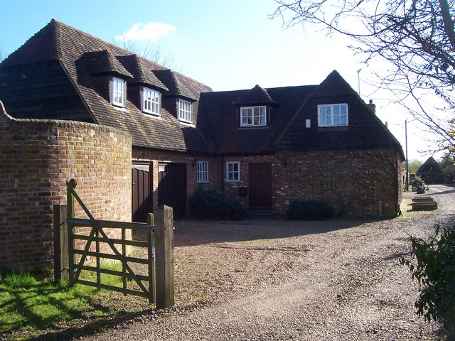 File:The Walled Garden - geograph.org.uk - 1231768.jpg