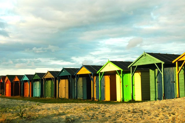 File:West Wittering Beach Huts - geograph.org.uk - 226257.jpg