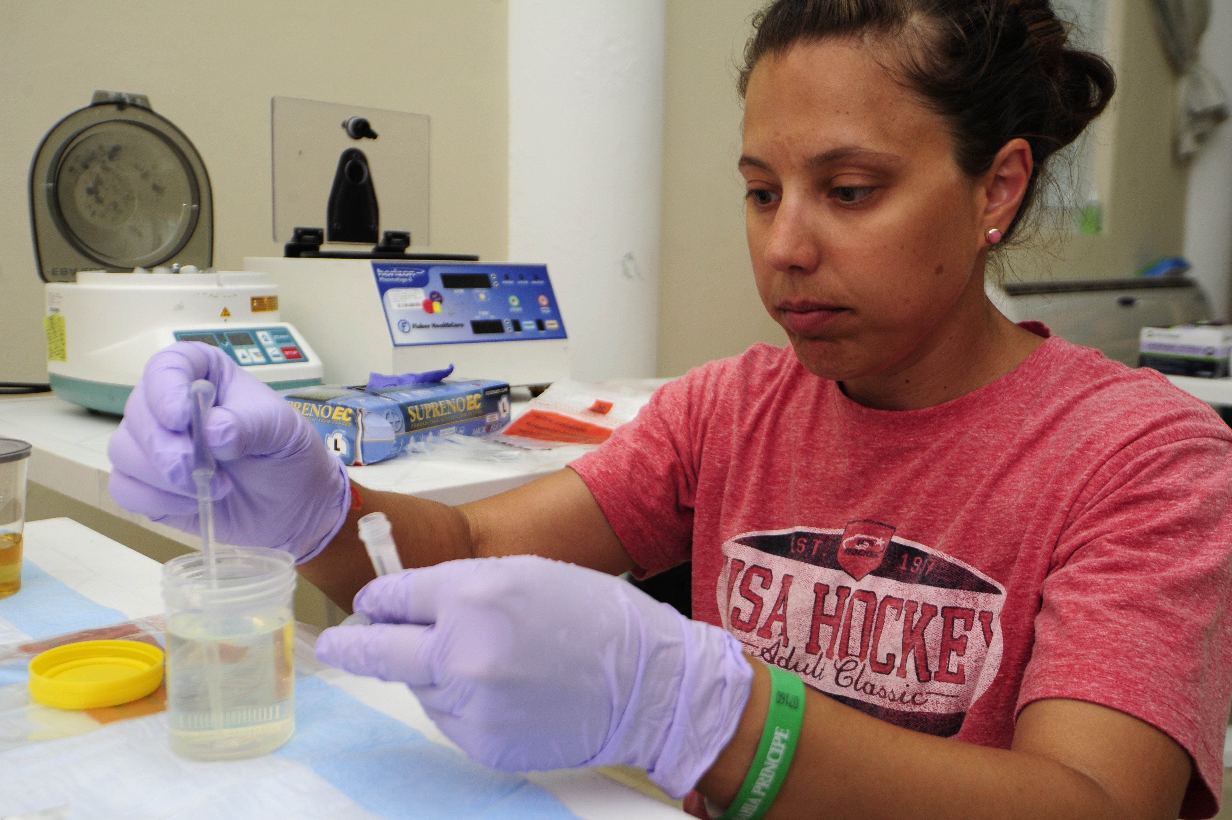 Zika testing for NEW HORIZONS personnel 160607-F-UU025-255.jpg