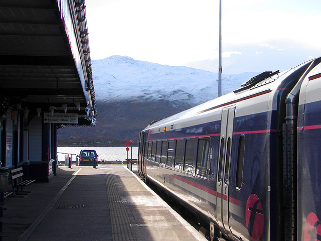 File:A Scotrail train at Kyle of Lochalsh - geograph.org.uk - 1191671.jpg