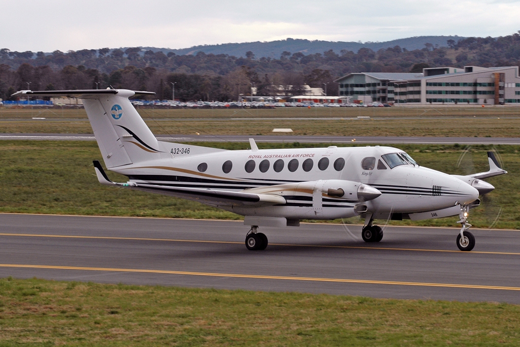 File:Beechcraft B300 King Air 350, Australia - Royal Australian Air Force ( RAAF) JP6061239.jpg - Wikimedia Commons