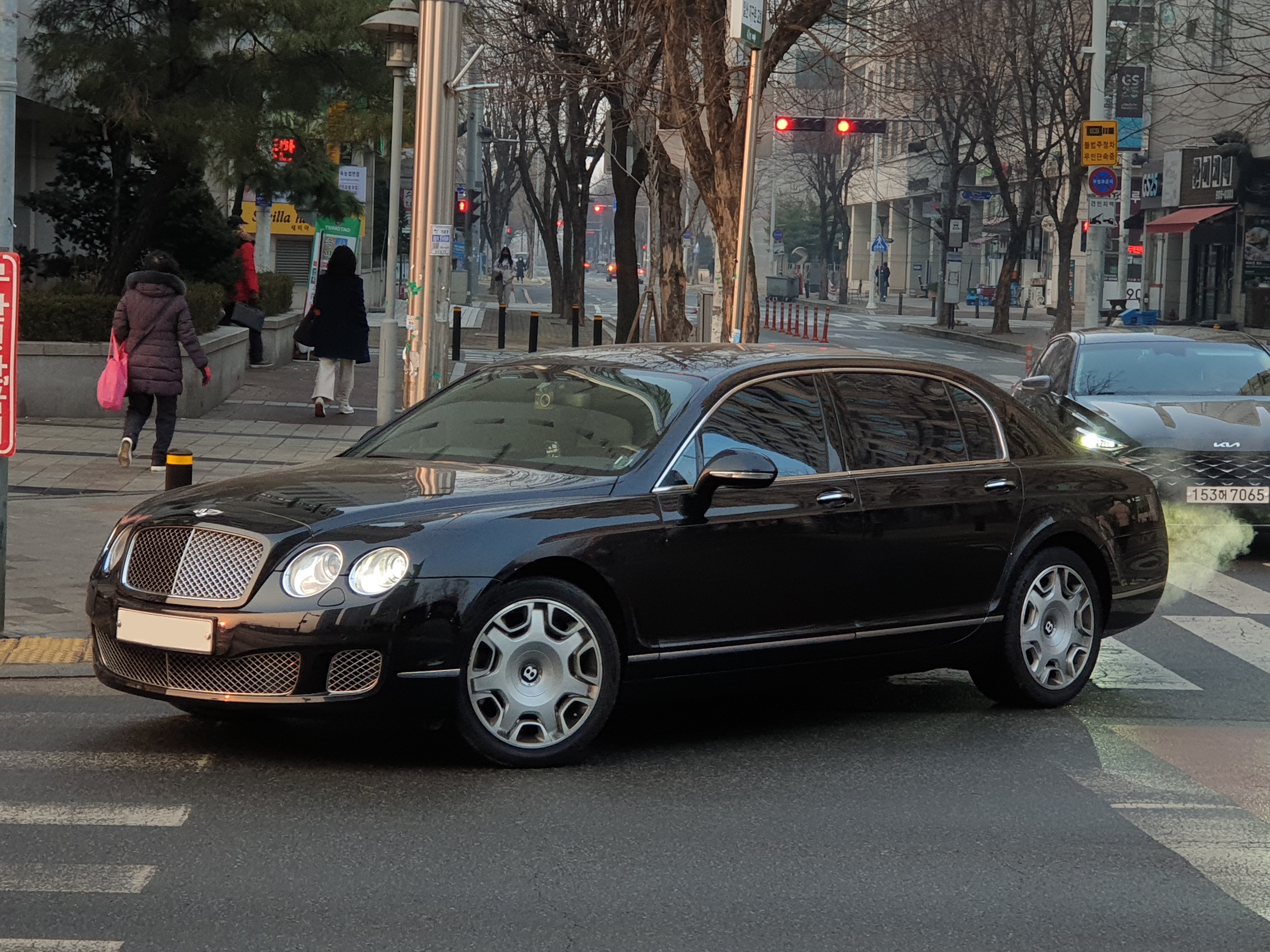 Bentley Flying Spur авария