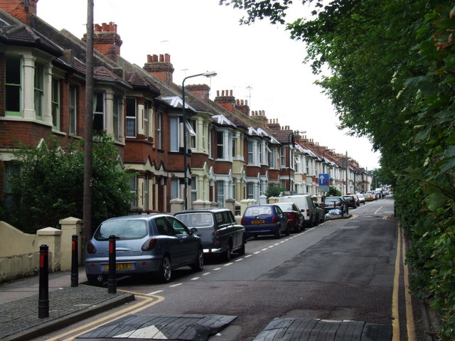 File:Boundary Road, Chatham - geograph.org.uk - 1348754.jpg