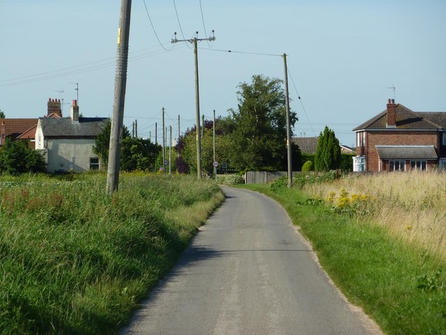 File:Cranmore Lane - geograph.org.uk - 3094548.jpg