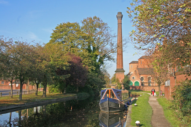 Erewash Canal looking north from Sandiacre bridge - geograph.org.uk - 953123