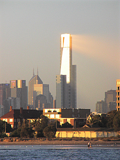 File:Eureka Tower.JPG