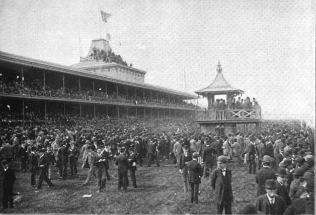 Race track - Wikipedia