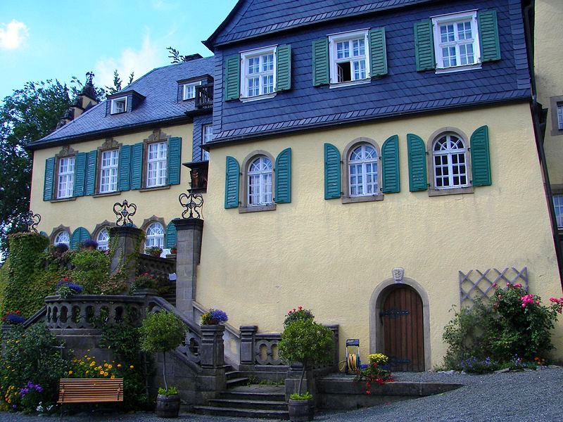 File:Heinersreuth Schloss.jpg