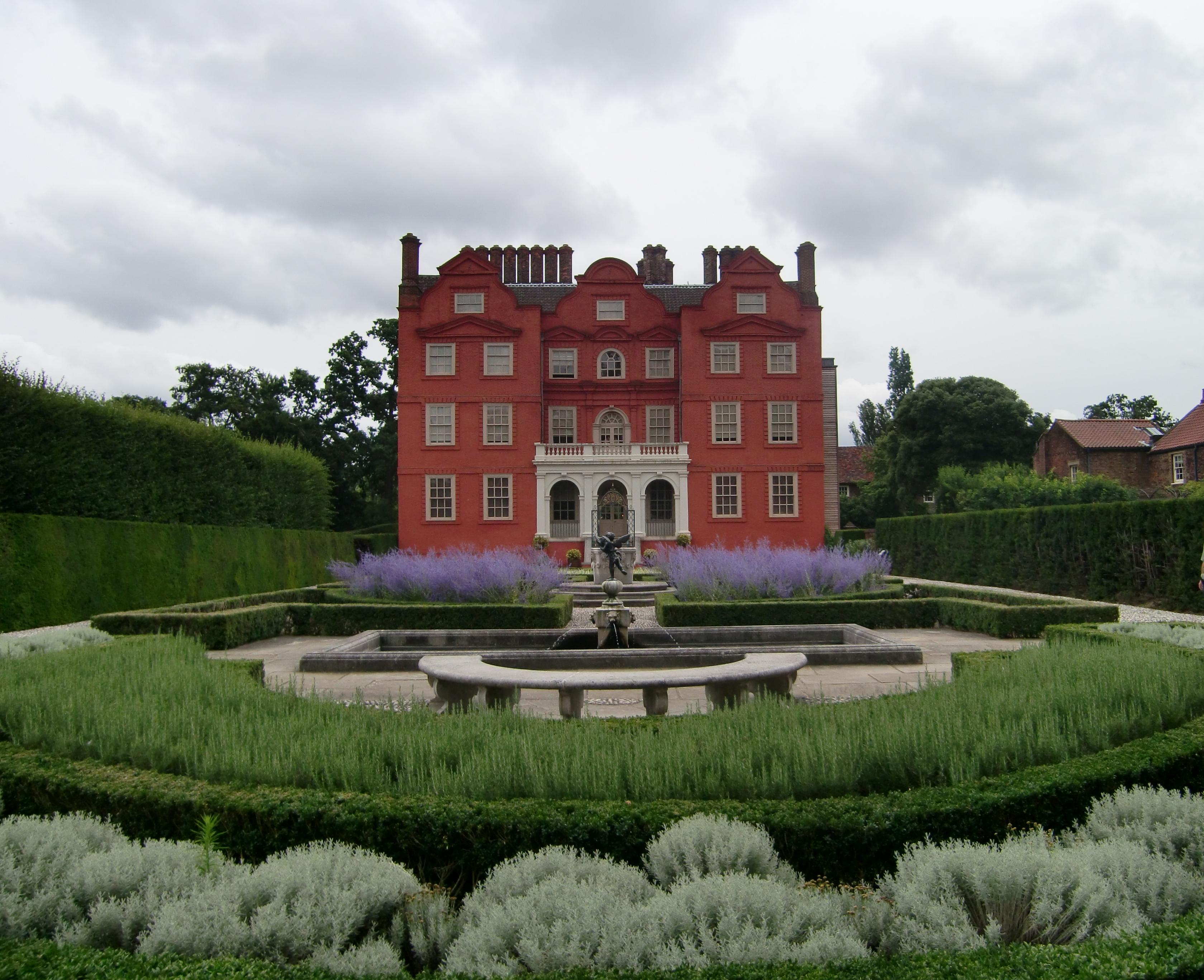 Kew Palace - Queen's Garden.jpeg