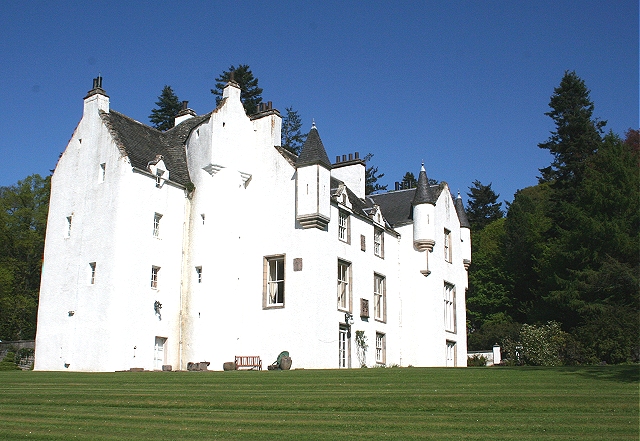 File:Kininvie House - geograph.org.uk - 422083.jpg