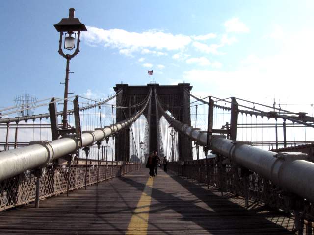File:New York - Brooklyn Bridge promenade.jpg