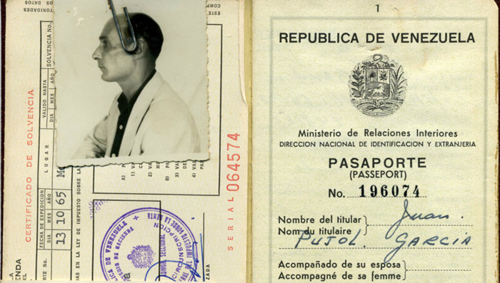 Pasaporte de Pujol en Venezuela.