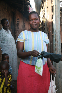 File:PeePoo bag field test, December 2008 (Kibera, Kenya) (3179755130).jpg