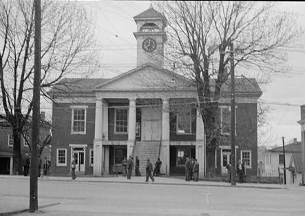 File:Pittsylvania County Courthouse (Virginia).jpg