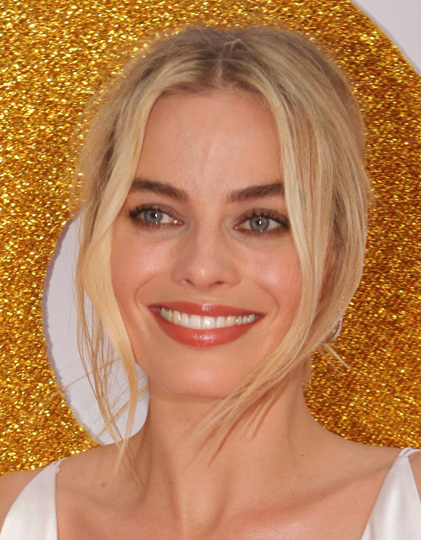 File:SYDNEY, AUSTRALIA - JANUARY 23 Margot Robbie arrives at the Australian Premiere of 'I, Tonya' on January 23, 2018 in Sydney, Australia (28074883999) (cropped) (cropped).jpg