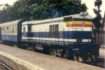 File:Senegal Train.jpg