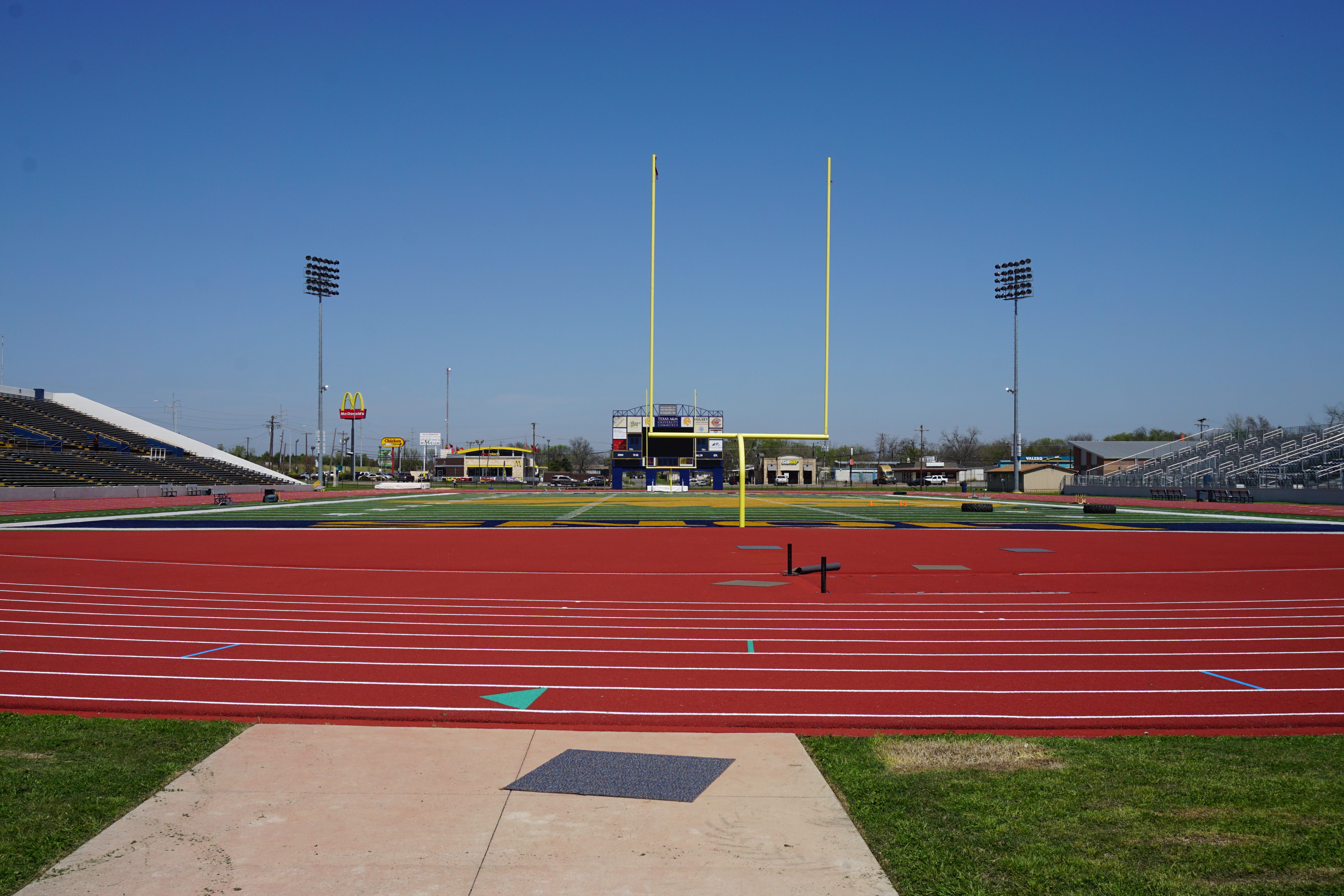 File:Texas A&M University–Commerce March 2016 112 (Memorial Stadium).jpg - Wikimedia ...6000 x 4000