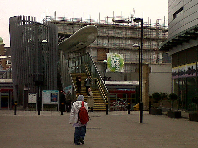 File:West entrance to Langdon Park DLR station - geograph.org.uk - 3364405.jpg