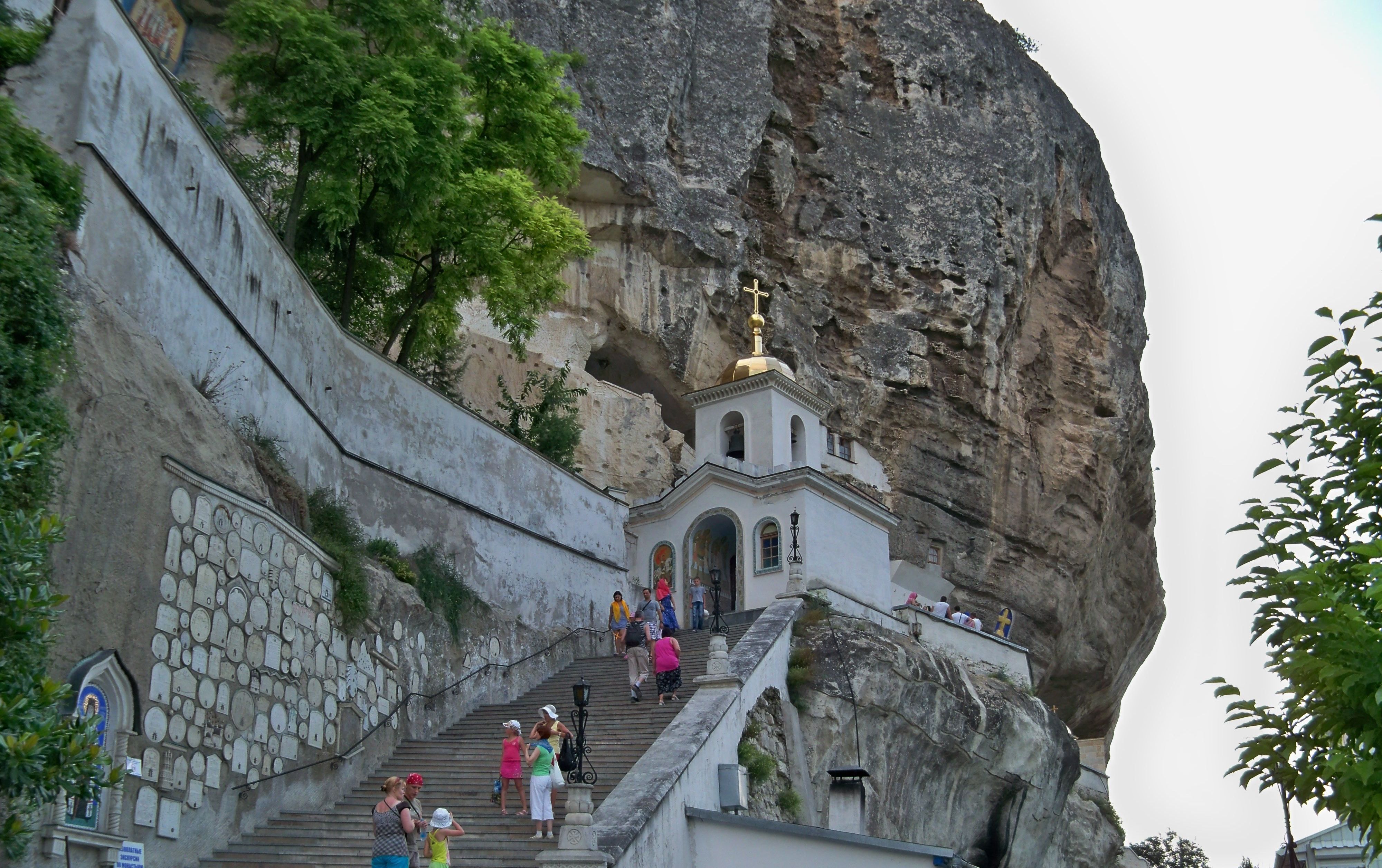 бахчисарай храм в скале