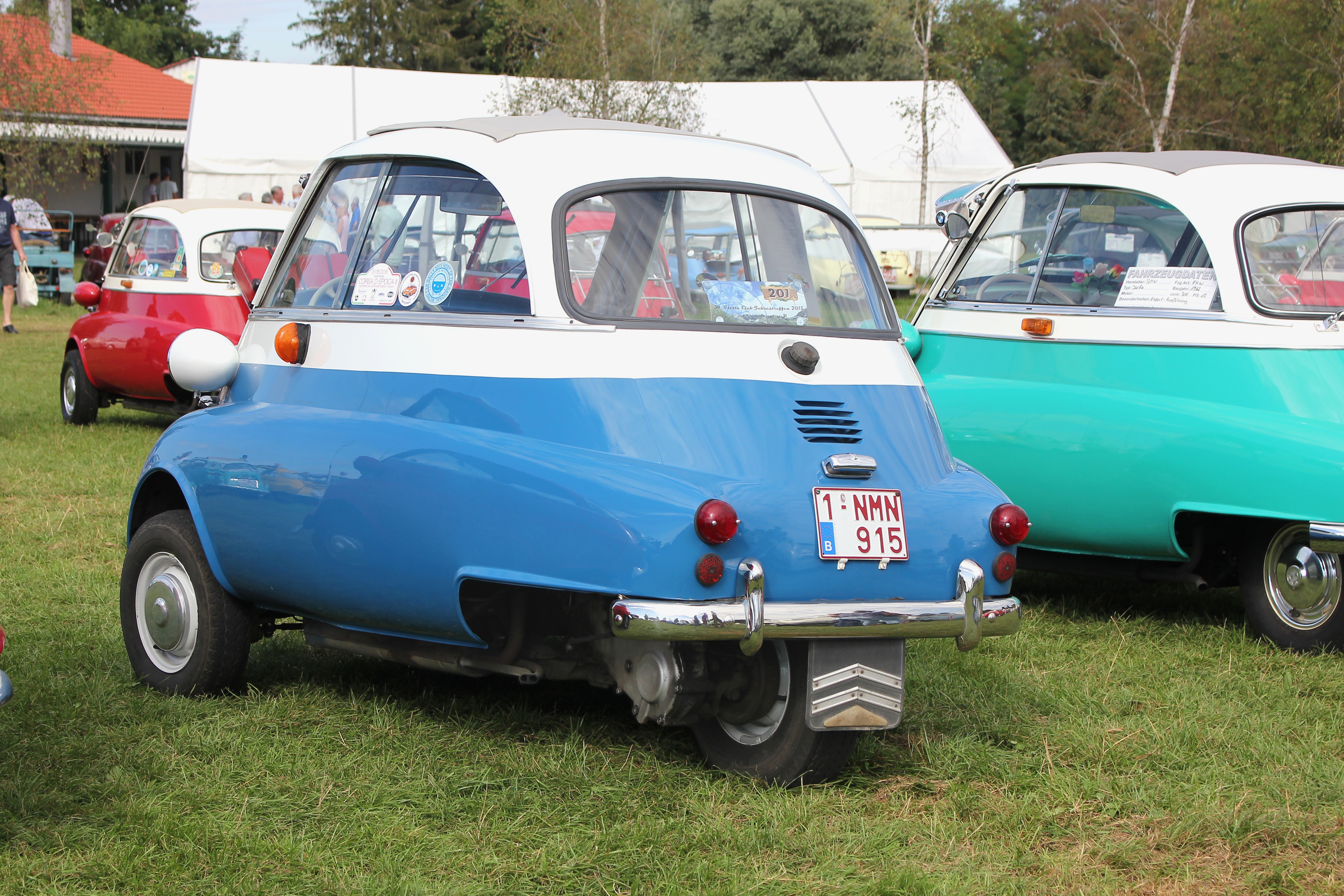 BMW Isetta 3 колеса