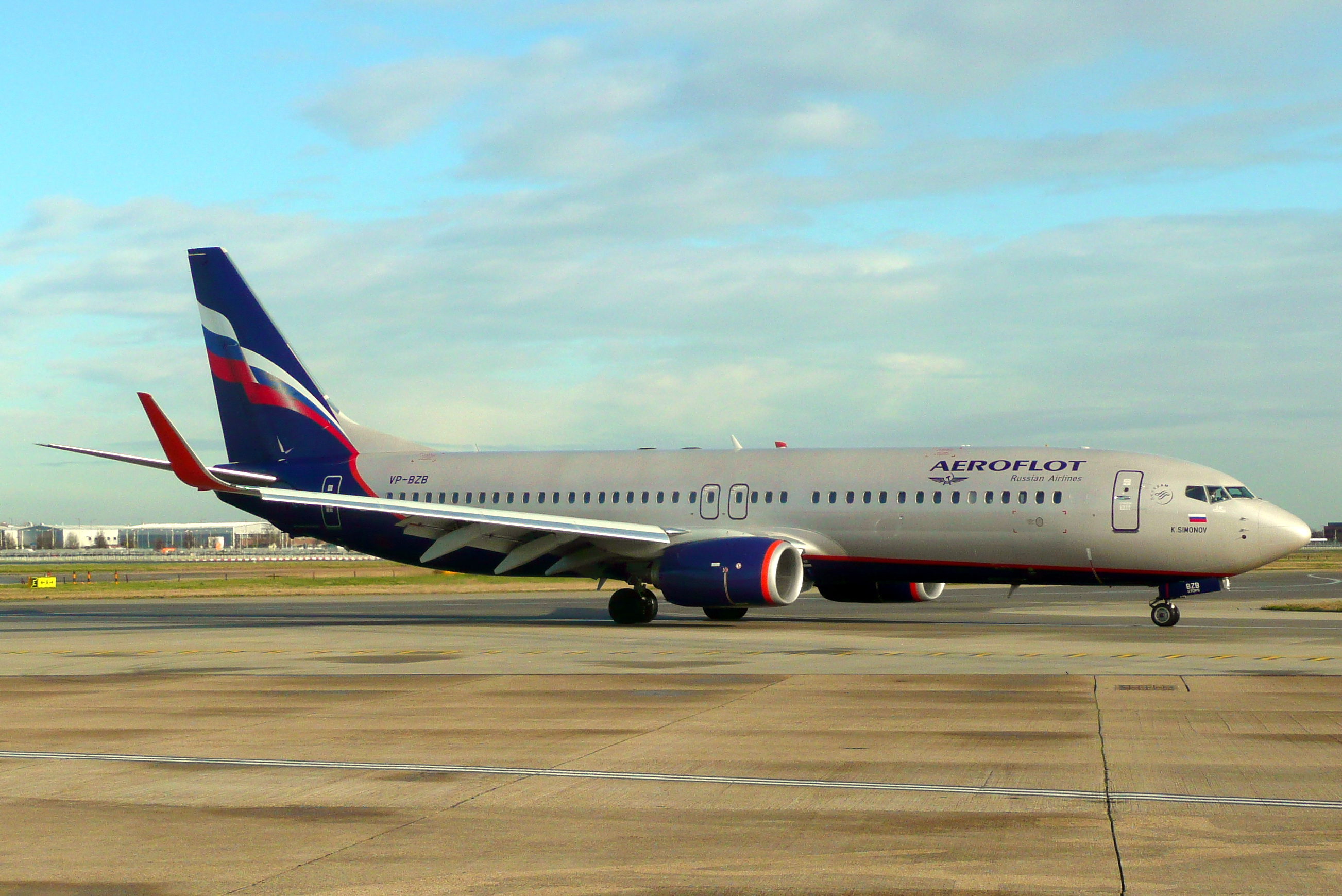 Bildresultat för aeroflot boeing 737-800