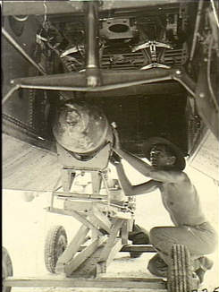 File:Bombing up 22 Squadron RAAF Boston New Guinea Oct 1944 AWM OG1725.jpg