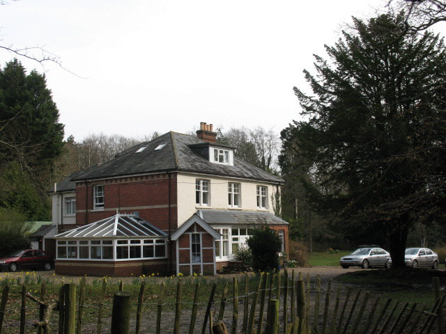 File:Burley Youth Hostel - geograph.org.uk - 740139.jpg