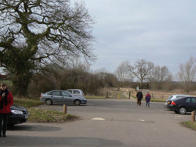 Car park, Summer Leys Nature Reserve - geograph.org.uk - 1183648