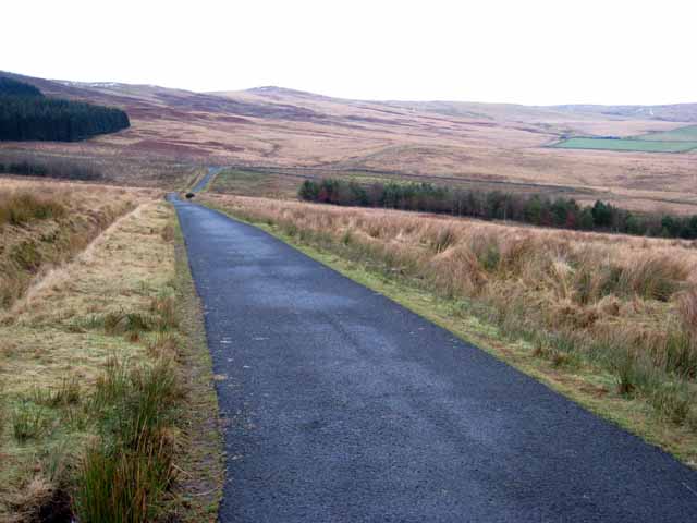 File:Cottonshope Road - geograph.org.uk - 657992.jpg