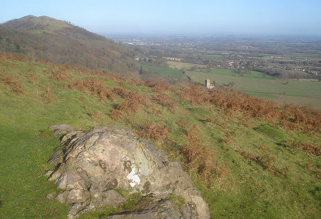 File:Eastern flank of Broad Down - geograph.org.uk - 1169176.jpg