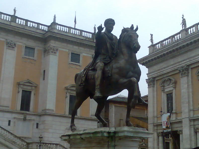 File:Estatua de Marco Aurelio.jpg