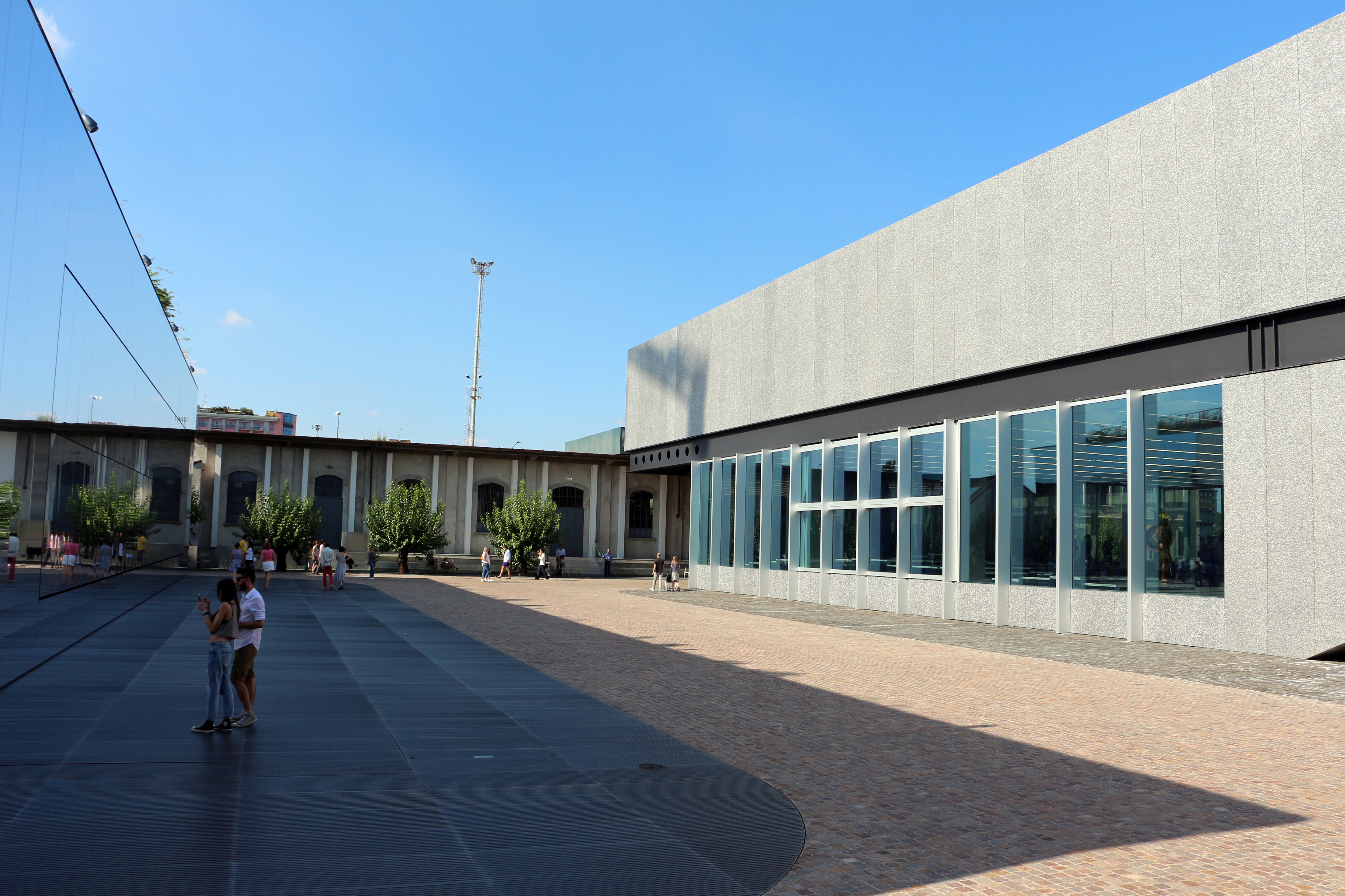 Fondazione Prada a Milano: storia e progetto - Domus