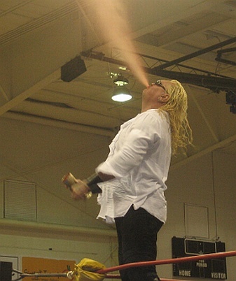 File:Gangrel live.jpg