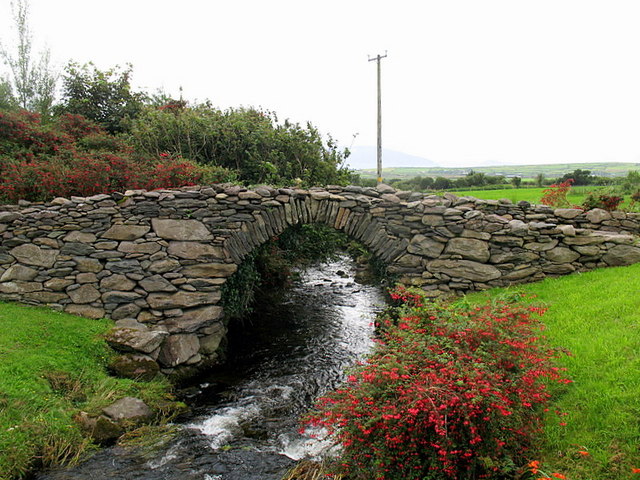 File:Garfinny Bridge - geograph.org.uk - 912699.jpg