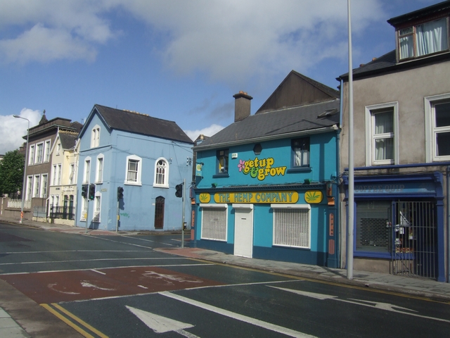 File:Get up and Grow -The Hemp Shop - geograph.org.uk - 1405985.jpg