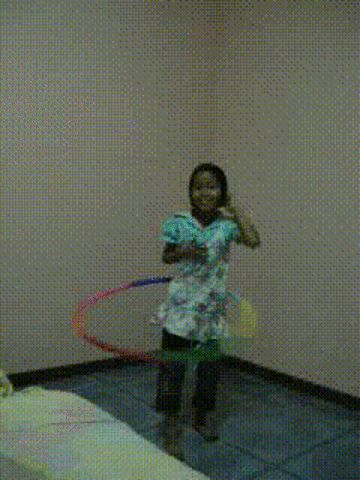 File:Hula hoop video - Kreem (animated).GIF