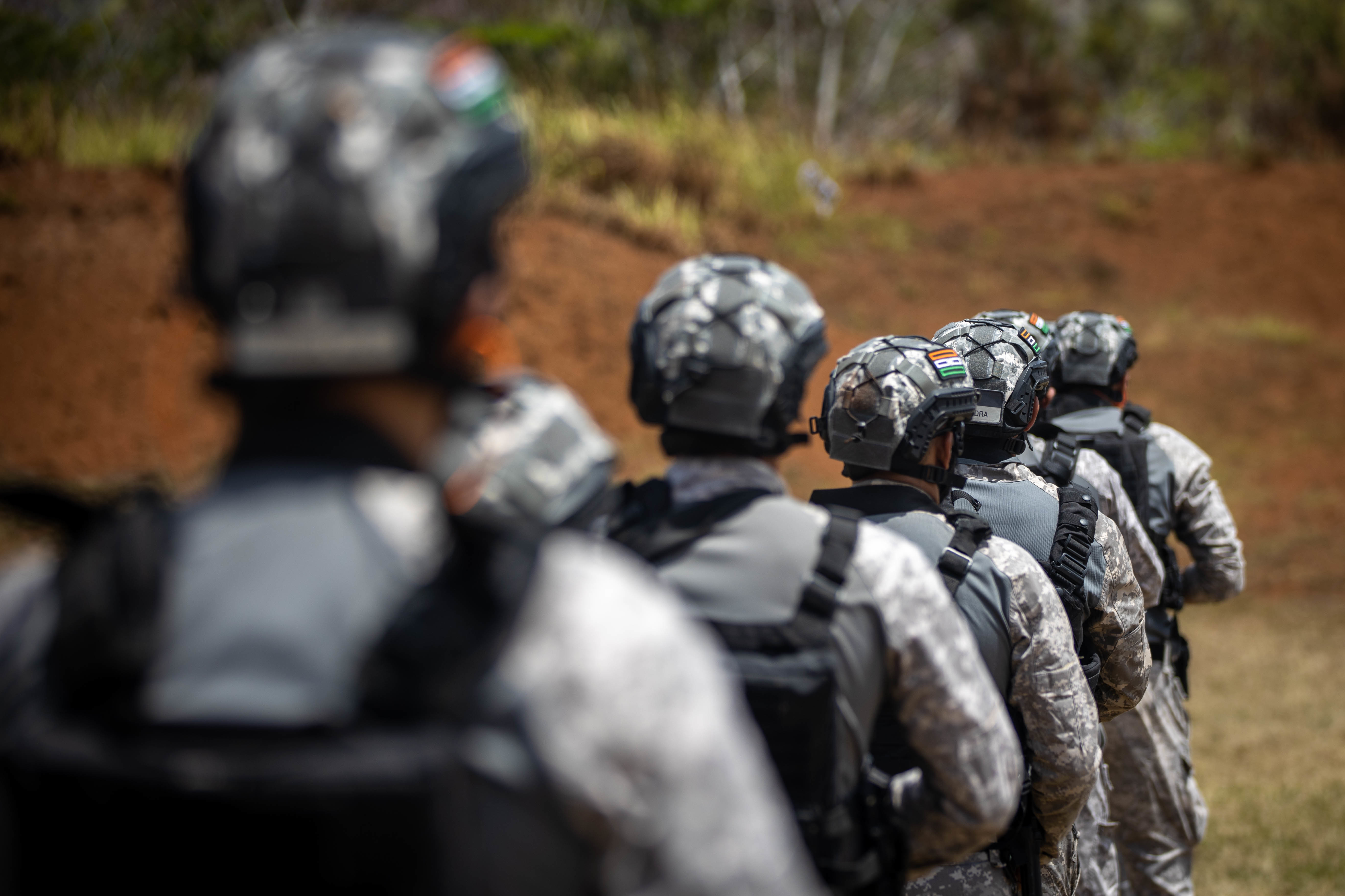 File:Indian Marine Commandos conduct live-fire lateral drills