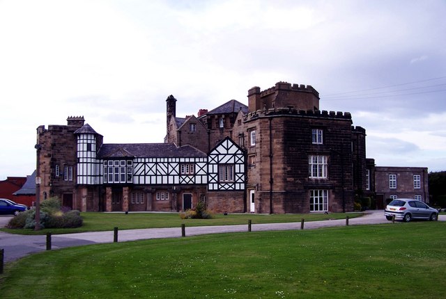 File:Leasowe Castle Hotel, Leasowe Road-by-E-Pollock.jpg