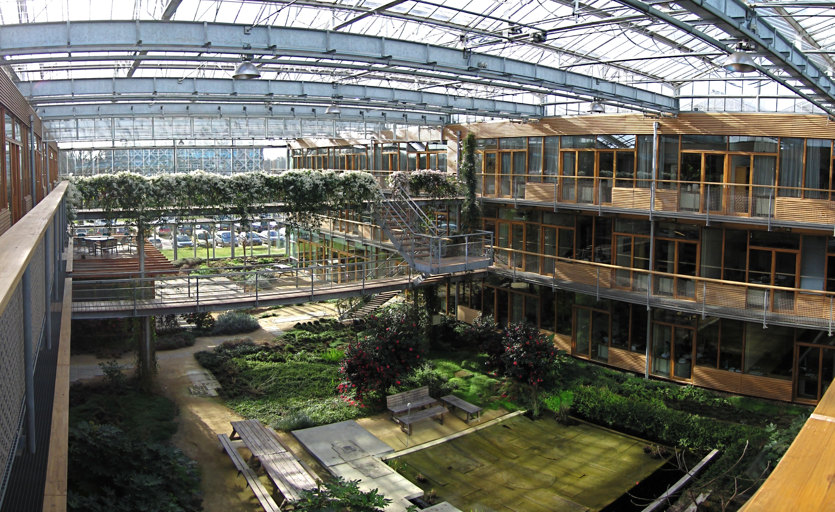 File:Lumen Building Greenhouse.jpg - Wikipedia
