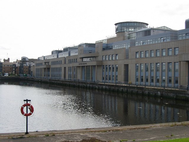 File:Scottish Executive offices - geograph.org.uk - 16184.jpg